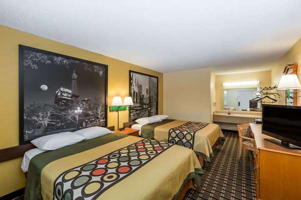  - Super 8 Hotel Indianapolis - I-65, Exit 103