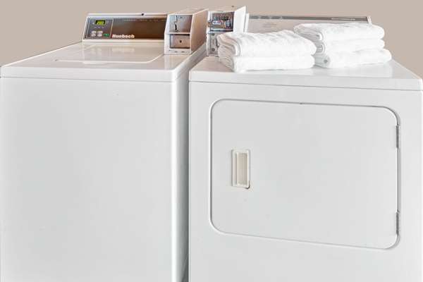  - Super 8 Motel Mont Belvieu Area Baytown - I-10, Exit 797 & 798