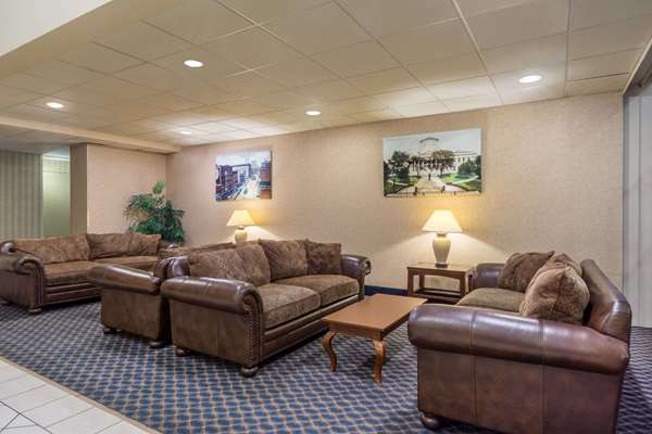  - Days Inn Airport Columbus