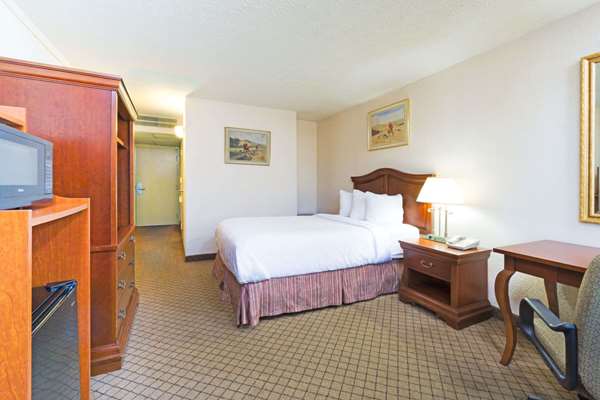 - Days Inn Airport Columbus