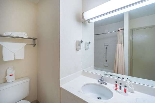  - Days Inn Airport Columbus