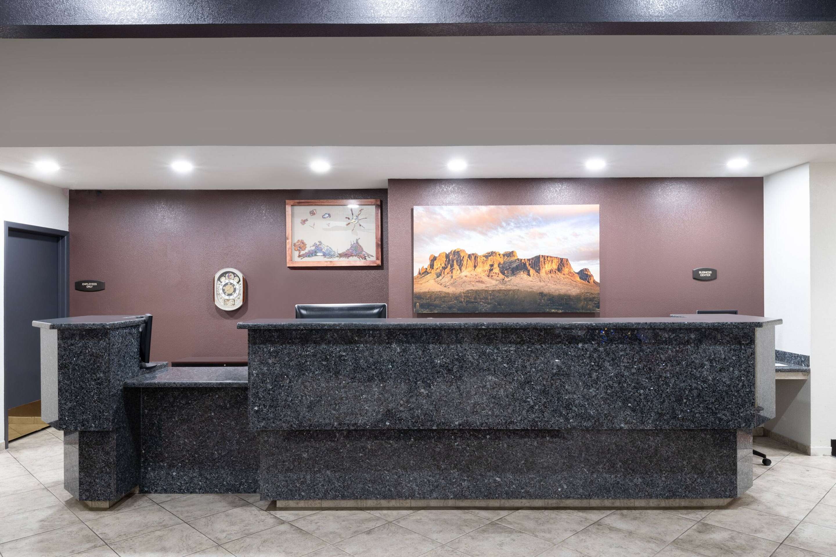 Reception | Travelodge by Wyndham Globe AZ