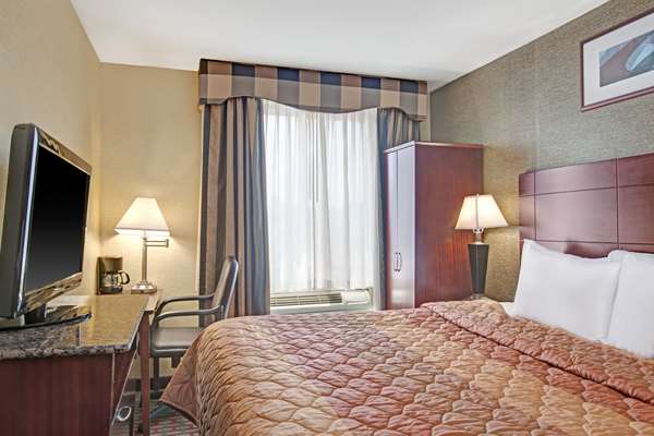  - Days Inn Brooklyn Heights