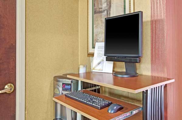 Conference Area - Days Inn Brooklyn Heights