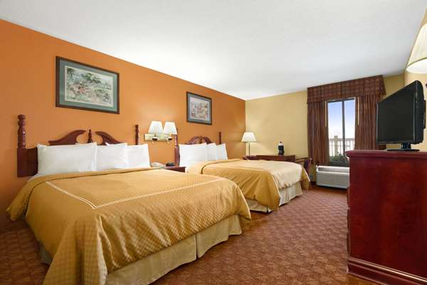  - Ramada Limited Hotel Columbia - I-20, Exit 65