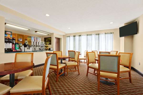  - Ramada Limited Hotel Columbia - I-20, Exit 65