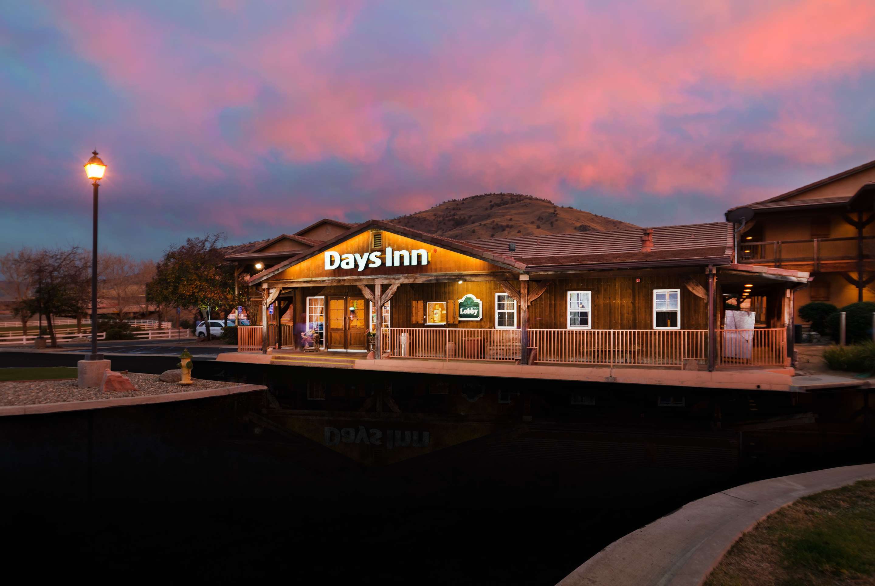Exterior | Days Inn by Wyndham Lebec