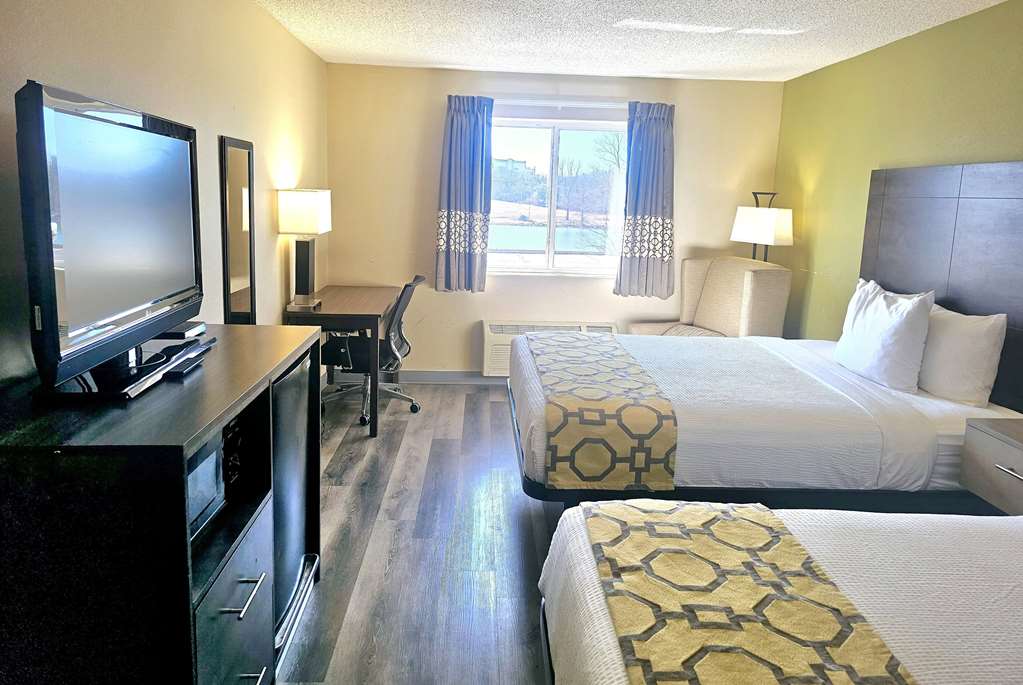 BAYMONT SUITES ROLLA-guestroom-Guest Room,On-Site.jpg
