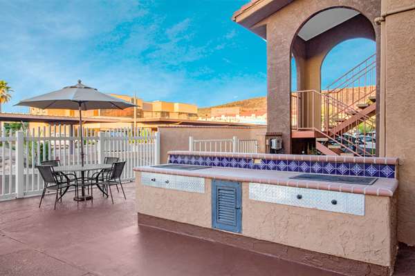  - Howard Johnson Inn St George - I-15, Exit 6