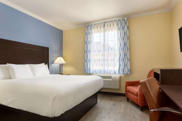  - Days Inn Euless