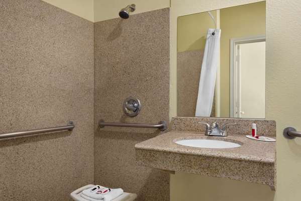  - Days Inn Euless