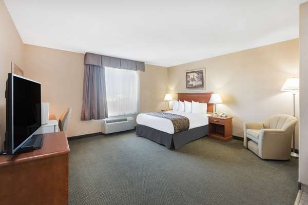  - Ramada Inn Clairmont