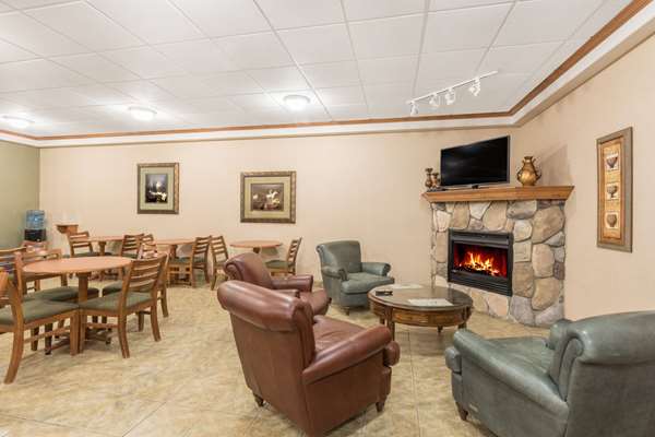  - Ramada Inn Clairmont