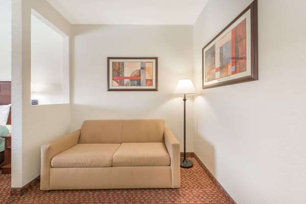 Suite - Super 8 Hotel South Abilene