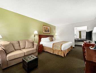  - Ramada Hotel Tampa - I-75, Exit 265
