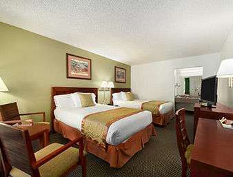  - Ramada Hotel Tampa - I-75, Exit 265