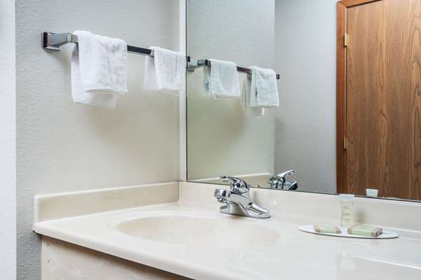  - Super 8 Hotel Neillsville