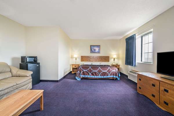  - Super 8 Hotel Neillsville