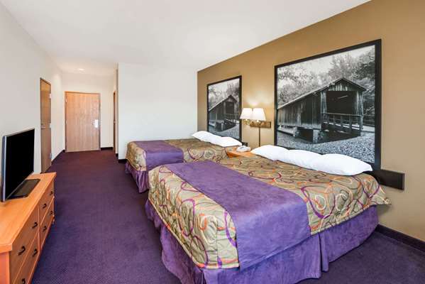  - Super 8 Hotel Northeast Columbia - I-70, Exit 131