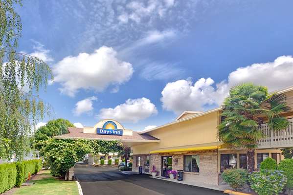 Exterior view - Days Inn Tukwila - I-5, Exit 156