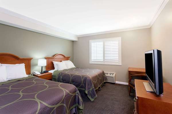  - Super 8 Hotel Torrance