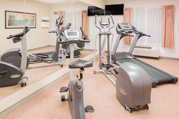 Fitness/ Exercise Room - Days Inn Hattiesburg - I-59, Exit 65