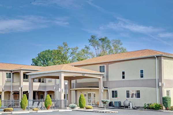 Exterior view - Days Inn Niagara Falls