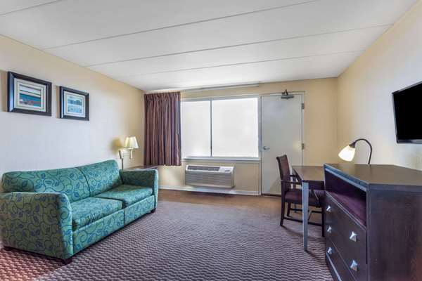  - Travelodge Suites Virginia Beach