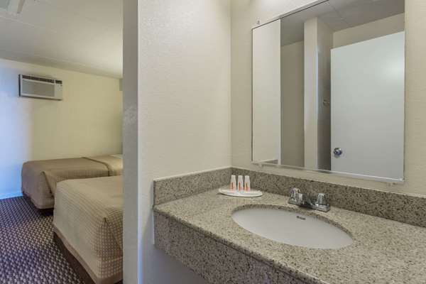 - Travelodge Suites Virginia Beach