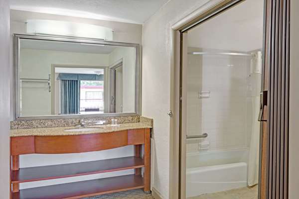  - Travelodge Williamsburg