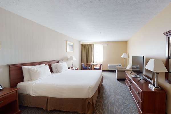  - Ramada Inn Strasburg - I-81, Exit 298