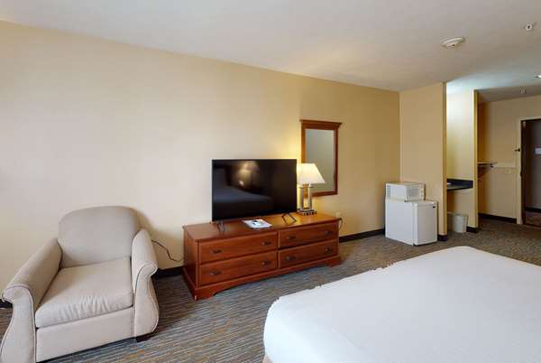  - Ramada Inn Strasburg - I-81, Exit 298