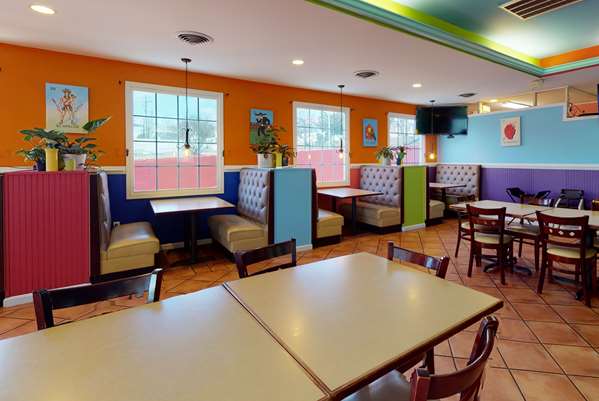 Restaurant - Ramada Inn Strasburg - I-81, Exit 298