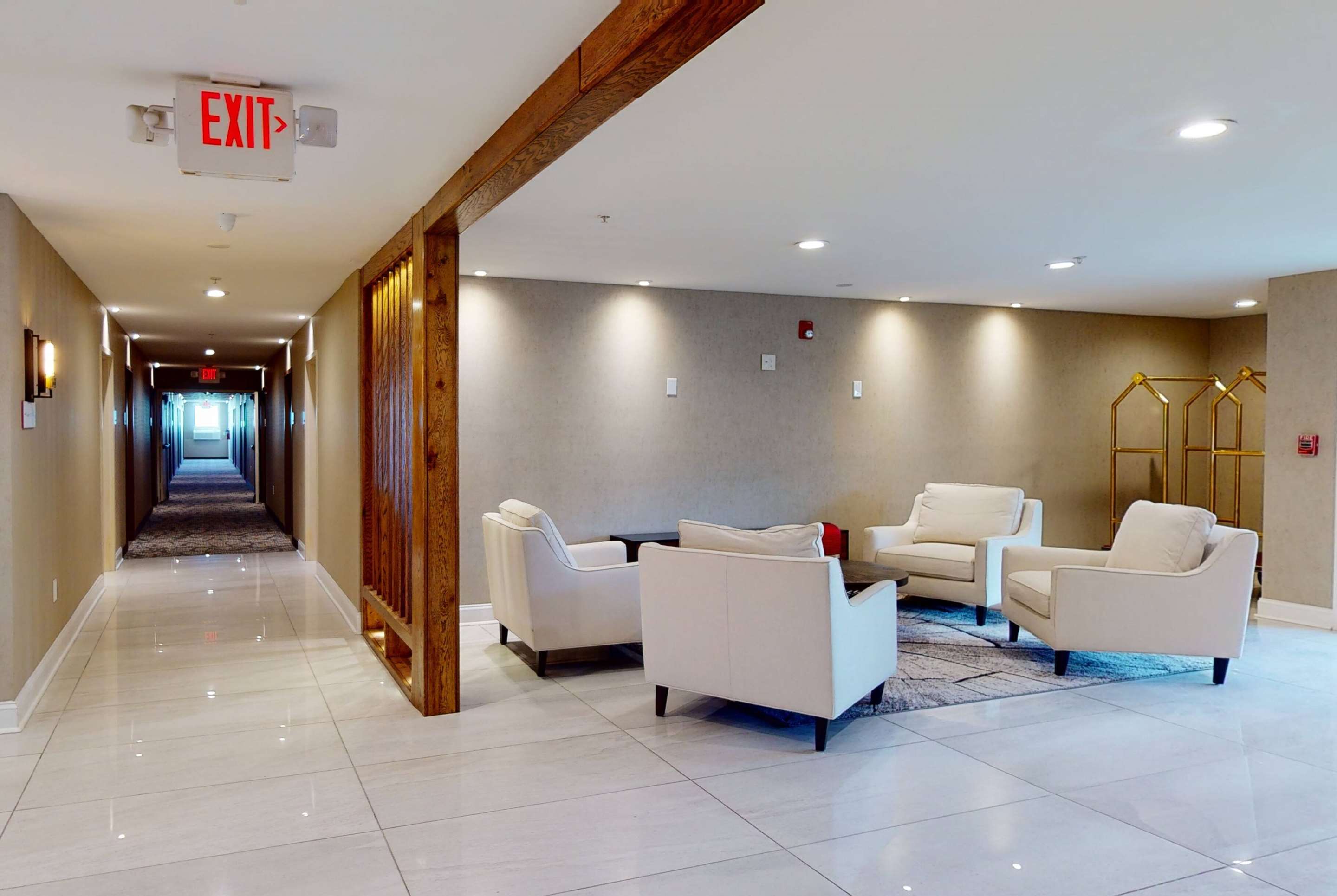 Lobby | Ramada by Wyndham Strasburg/Shenandoah Valley