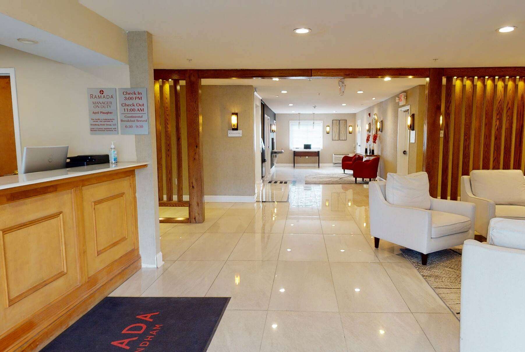 Lobby | Ramada by Wyndham Strasburg/Shenandoah Valley