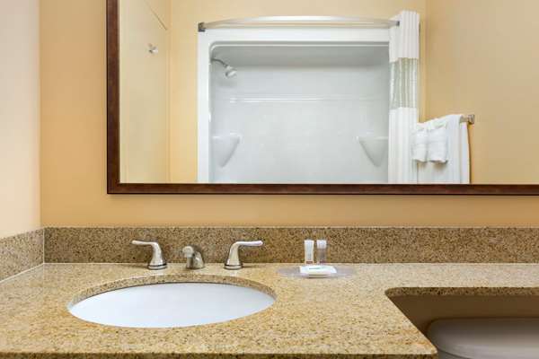  - Days Inn Oromocto