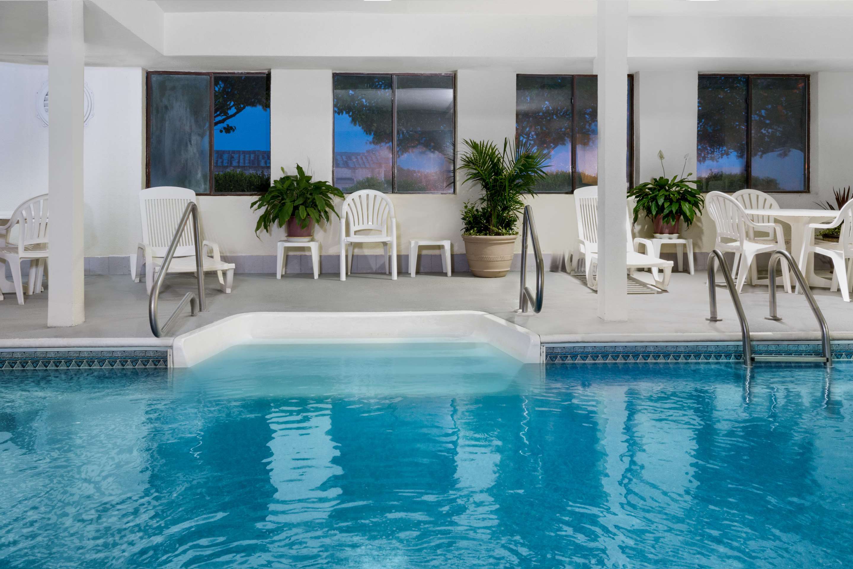 Pool | Days Inn by Wyndham Liberal KS