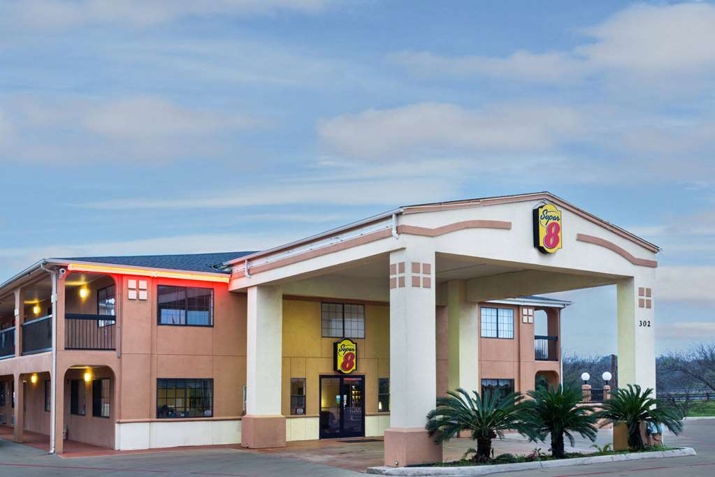 Super 8 San Antonio/Riverwalk Area