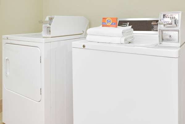 Amenities - Days Inn Mesquite