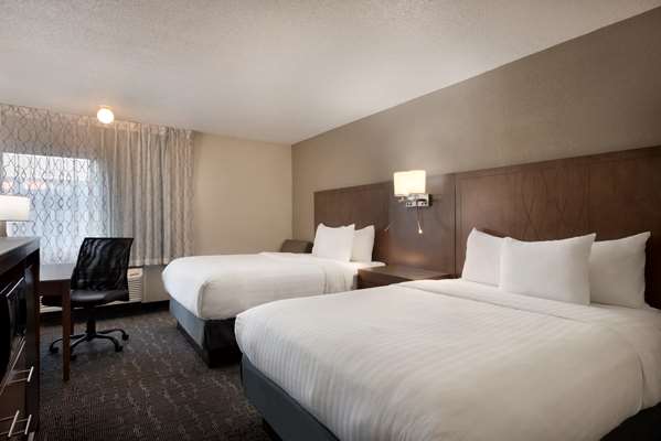  - Baymont Inn & Suites Des Moines - I-35 & I-80, Exit 136