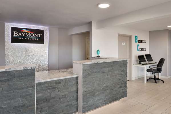  - Baymont Inn & Suites Des Moines - I-35 & I-80, Exit 136