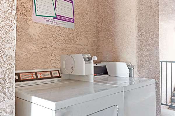  - Super 8 Motel Tucson - I-10, Exit 259