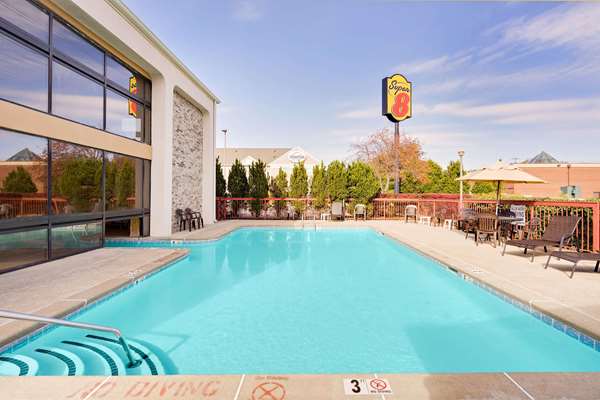 Pool - Super 8 Motel Hermitage - I-40, Exit 221 & 221B