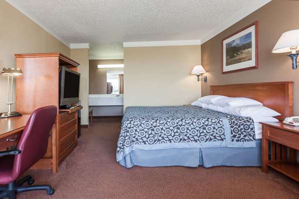  - Days Inn Hillsboro