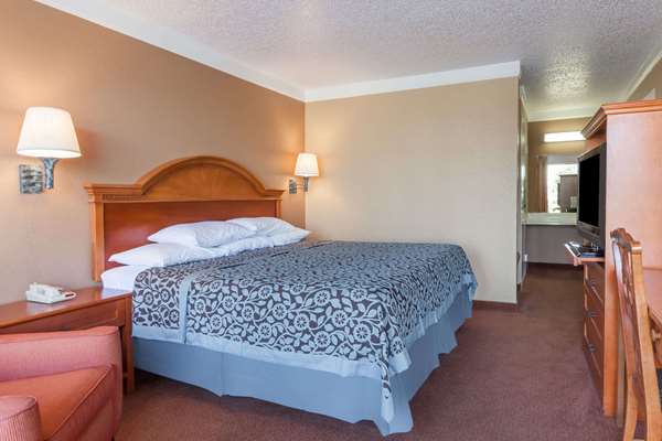  - Days Inn Hillsboro