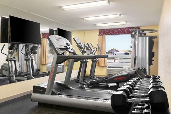 Fitness/ Exercise Room - Days Inn Thompson