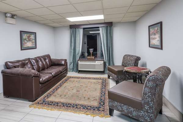  - Days Inn Goodlettsville - I-65, Exit 97