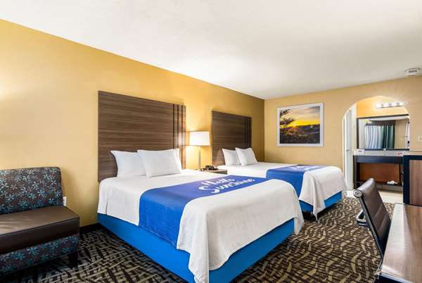  - Days Inn Goodlettsville - I-65, Exit 97