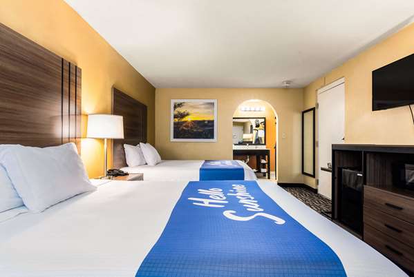  - Days Inn Goodlettsville - I-65, Exit 97