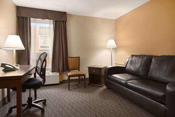 Suite - Days Inn Estevan